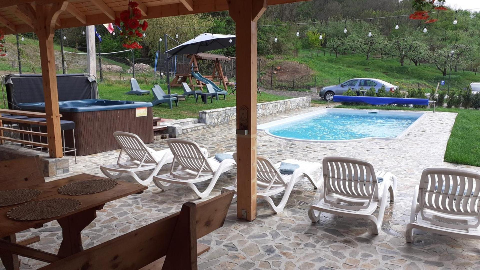 Casa De Vacanta Cu Piscina Incalzita&Jacuzzi Pietrari Esterno foto